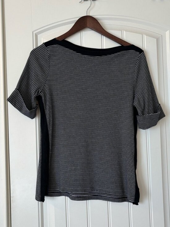 Tops - Women’s Stretch Knit Black White Thin Stripe Short Sleeve Everyday Top